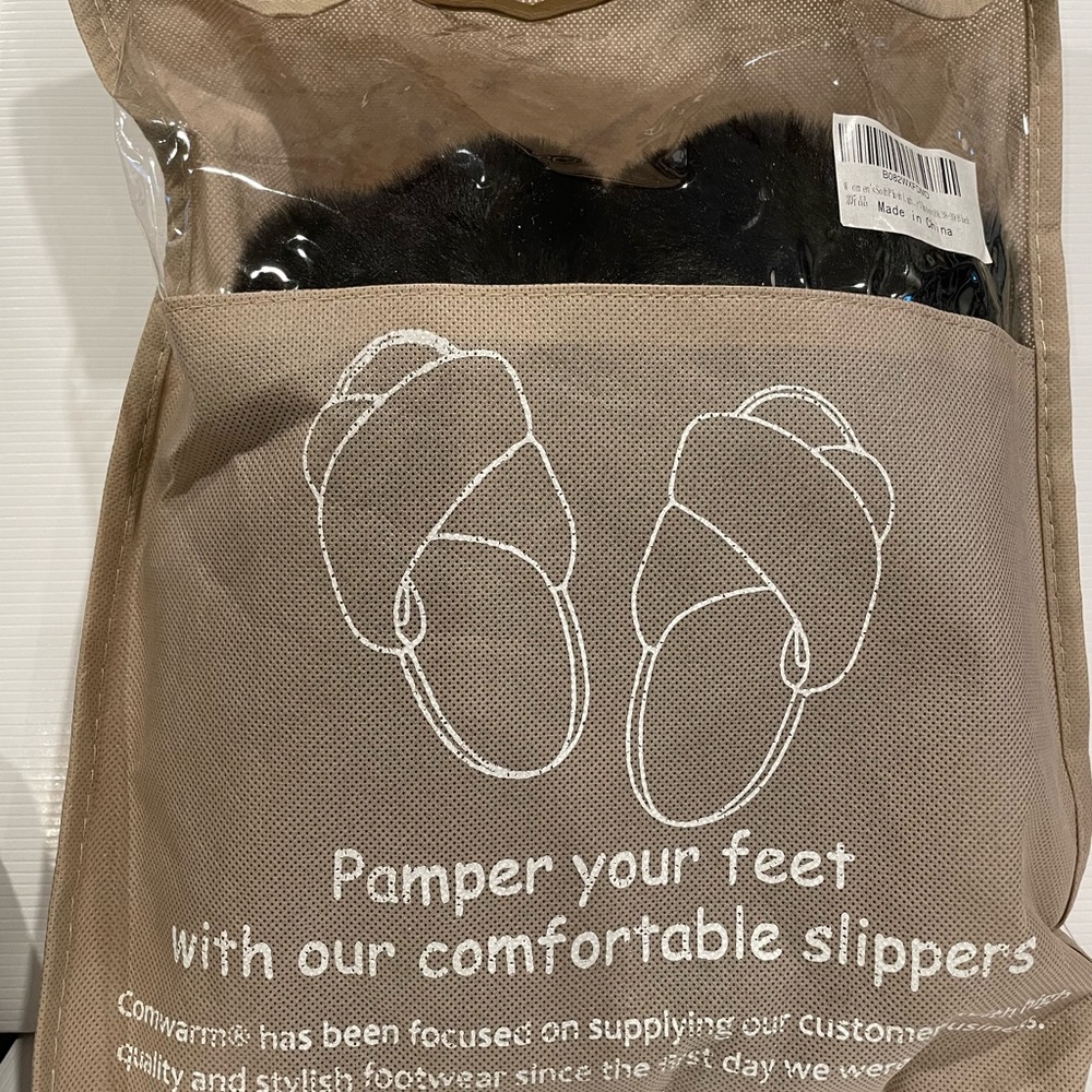 Slippers - Picture 4 of 5